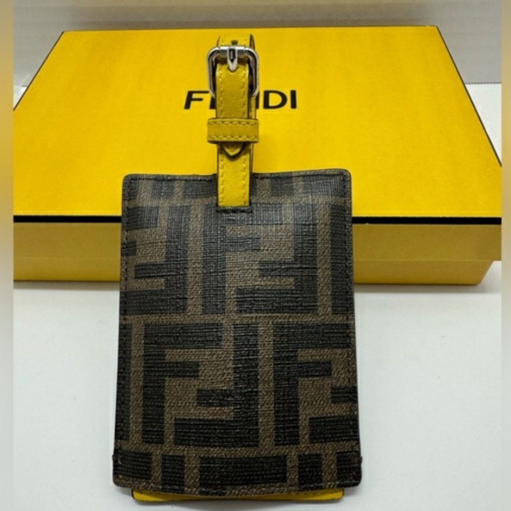 💖100% Authentic FENDI Luggage Tag, Special Limited Edition FENDI Bag Tag - Picture 4 of 12